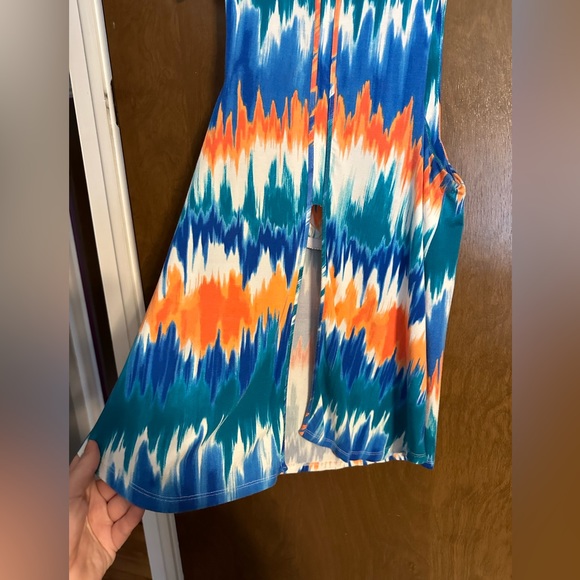 Tart Tie-Dye Split Back Tank Top - Picture 4 of 4